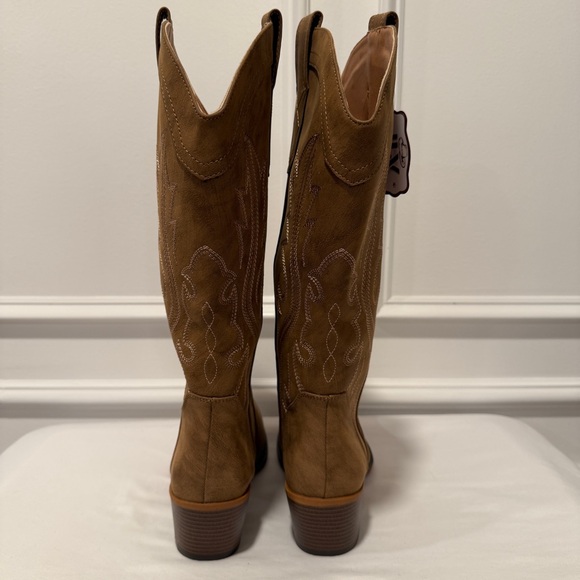 IUV Women’s Western Cowboy Boots Size 8 Tan Brown Suede CB058-BR - Picture 5 of 8